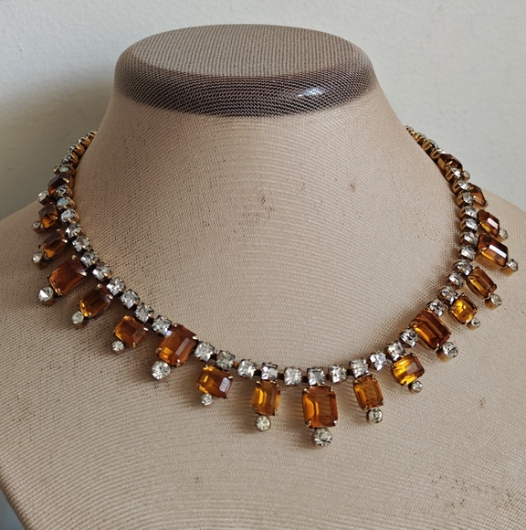 Vintage Sparkly Austrian Crystals Necklace - Picture 1 of 14